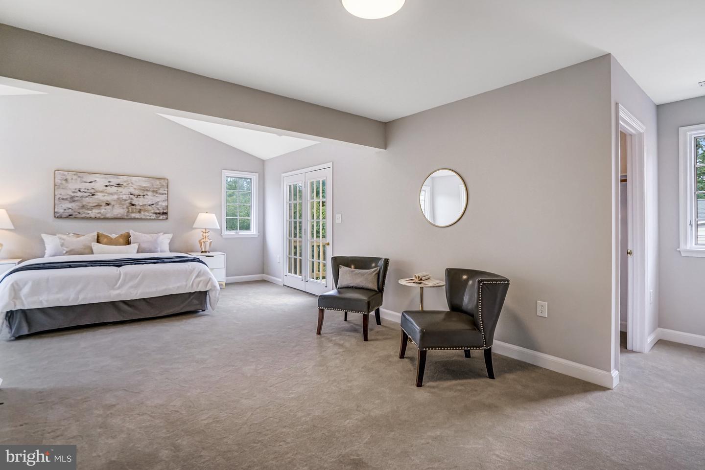 4655 24TH ST N, ARLINGTON, Virginia 22207, 5 Bedrooms Bedrooms, 7 Rooms Rooms,2 BathroomsBathrooms,Residential,For sale,4655 24TH ST N,VAAR2061770 MLS # VAAR2061770