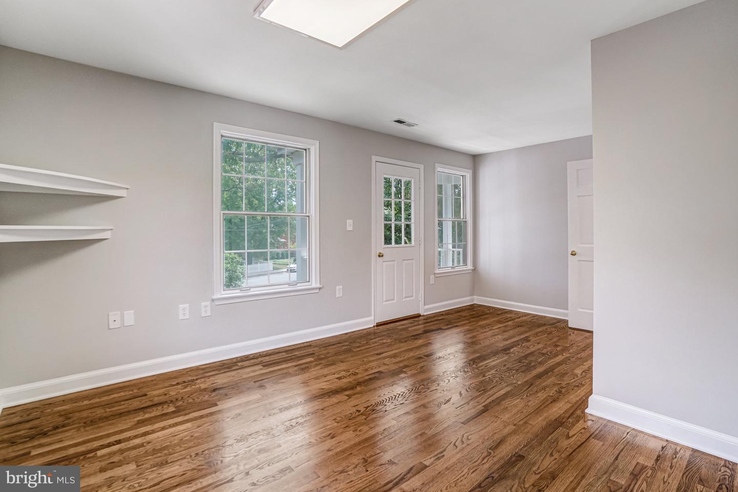 4655 24TH ST N, ARLINGTON, Virginia 22207, 5 Bedrooms Bedrooms, 7 Rooms Rooms,2 BathroomsBathrooms,Residential,For sale,4655 24TH ST N,VAAR2061770 MLS # VAAR2061770