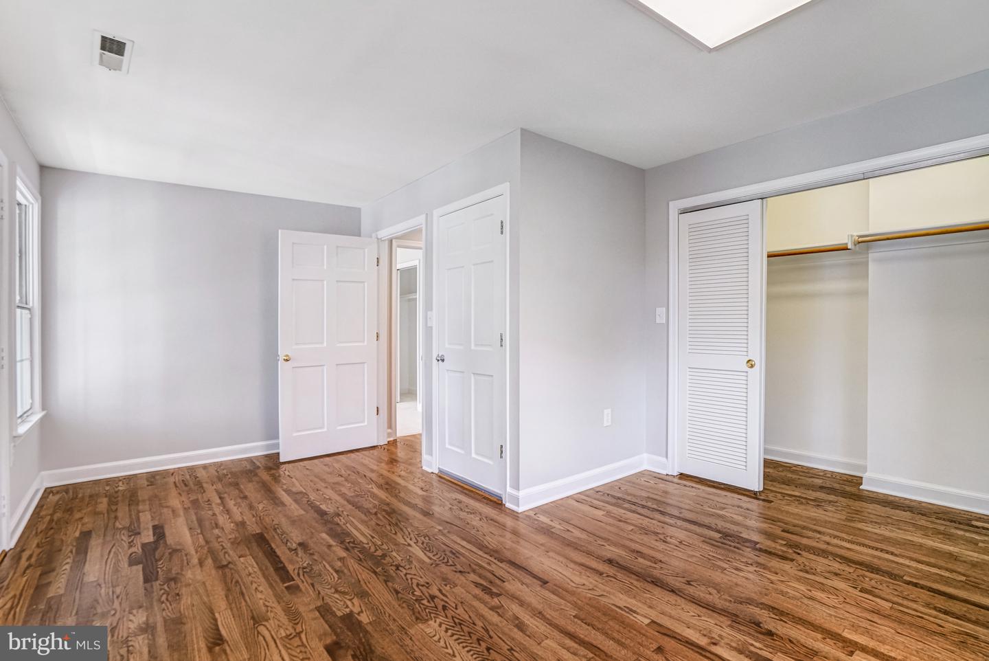 4655 24TH ST N, ARLINGTON, Virginia 22207, 5 Bedrooms Bedrooms, 7 Rooms Rooms,2 BathroomsBathrooms,Residential,For sale,4655 24TH ST N,VAAR2061770 MLS # VAAR2061770