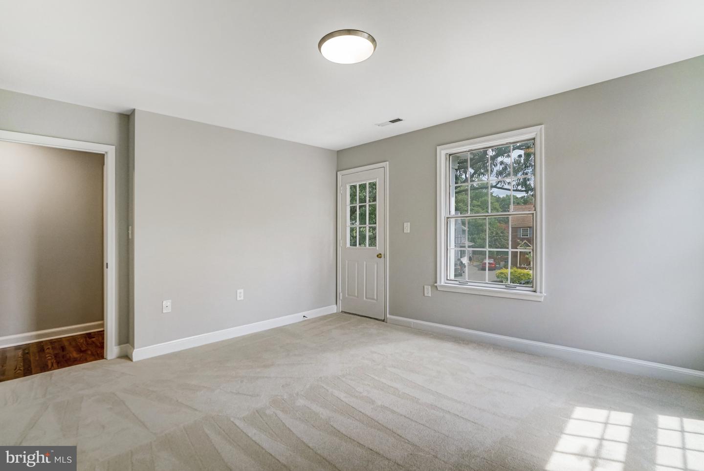 4655 24TH ST N, ARLINGTON, Virginia 22207, 5 Bedrooms Bedrooms, 7 Rooms Rooms,2 BathroomsBathrooms,Residential,For sale,4655 24TH ST N,VAAR2061770 MLS # VAAR2061770