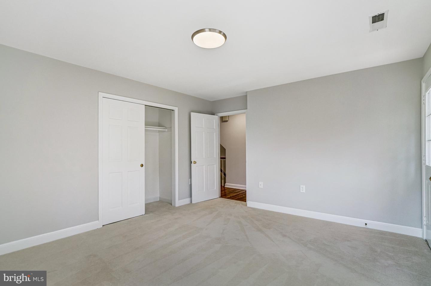 4655 24TH ST N, ARLINGTON, Virginia 22207, 5 Bedrooms Bedrooms, 7 Rooms Rooms,2 BathroomsBathrooms,Residential,For sale,4655 24TH ST N,VAAR2061770 MLS # VAAR2061770