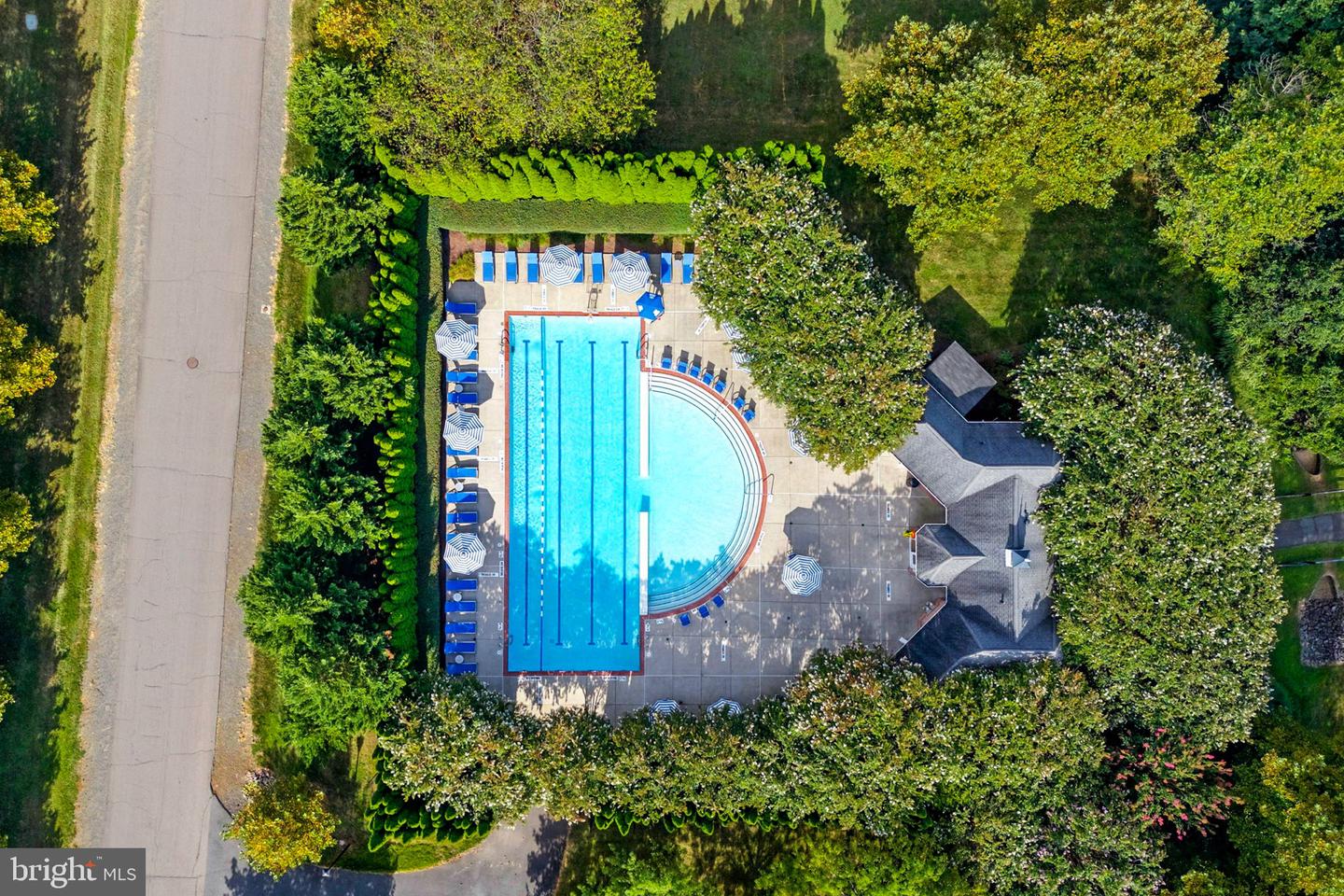 16588 LEVADE DR, LEESBURG, Virginia 20176, 5 Bedrooms Bedrooms, 10 Rooms Rooms,4 BathroomsBathrooms,Residential,For sale,16588 LEVADE DR,VALO2103756 MLS # VALO2103756
