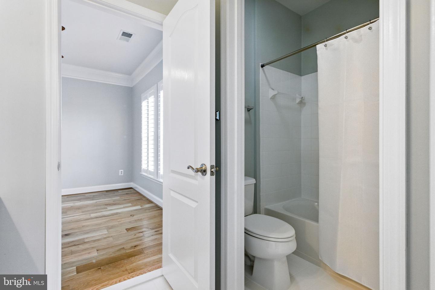 16588 LEVADE DR, LEESBURG, Virginia 20176, 5 Bedrooms Bedrooms, 10 Rooms Rooms,4 BathroomsBathrooms,Residential,For sale,16588 LEVADE DR,VALO2103756 MLS # VALO2103756