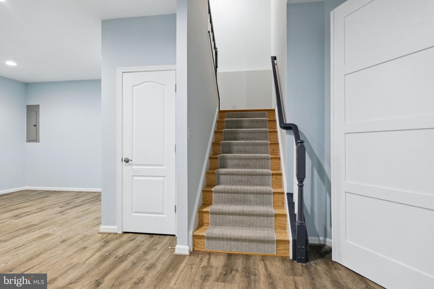 16588 LEVADE DR, LEESBURG, Virginia 20176, 5 Bedrooms Bedrooms, 10 Rooms Rooms,4 BathroomsBathrooms,Residential,For sale,16588 LEVADE DR,VALO2103756 MLS # VALO2103756