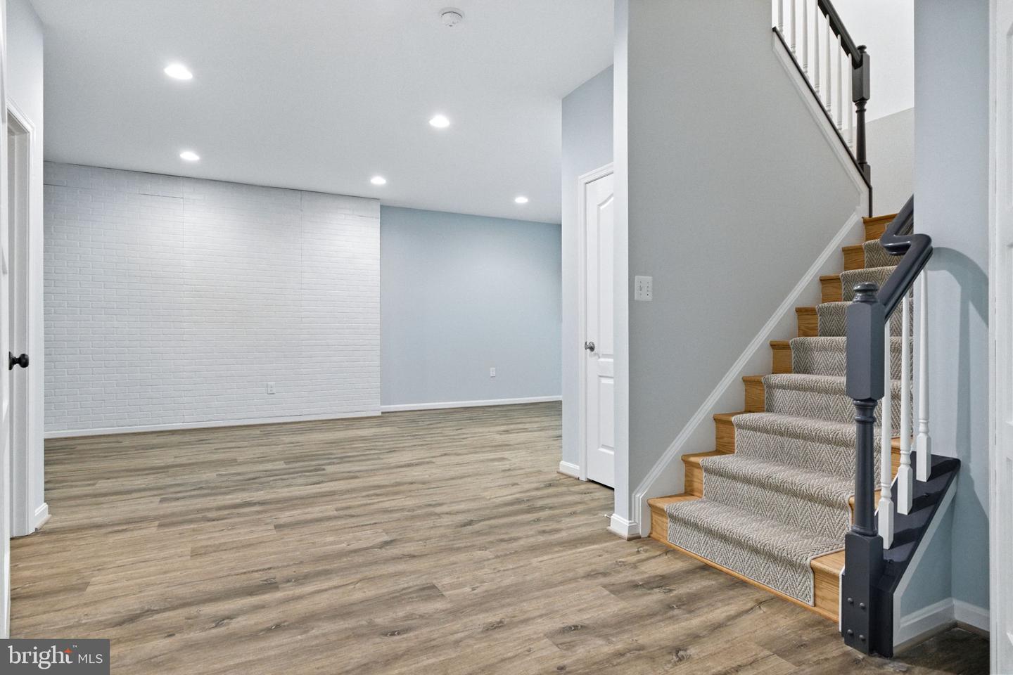 16588 LEVADE DR, LEESBURG, Virginia 20176, 5 Bedrooms Bedrooms, 10 Rooms Rooms,4 BathroomsBathrooms,Residential,For sale,16588 LEVADE DR,VALO2103756 MLS # VALO2103756