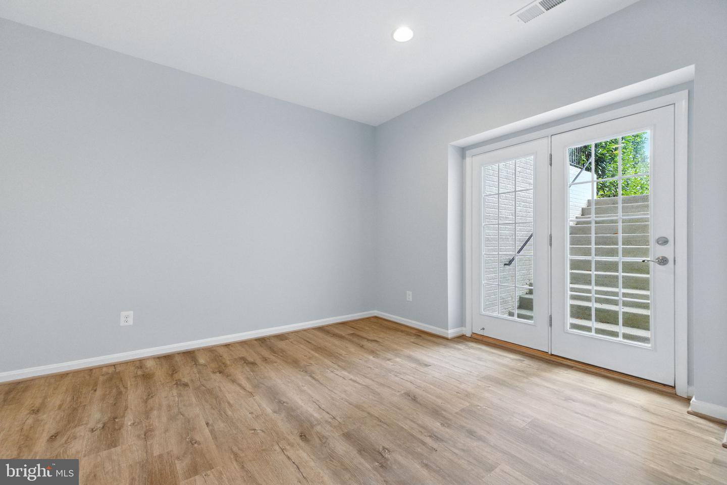 16588 LEVADE DR, LEESBURG, Virginia 20176, 5 Bedrooms Bedrooms, 10 Rooms Rooms,4 BathroomsBathrooms,Residential,For sale,16588 LEVADE DR,VALO2103756 MLS # VALO2103756