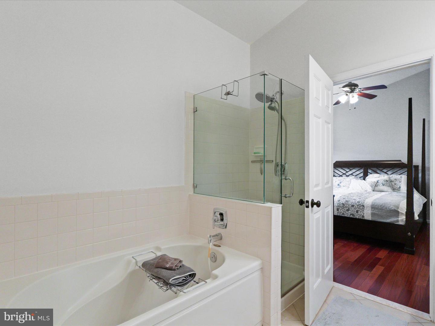7755 EFFINGHAM SQ, ALEXANDRIA, Virginia 22315, 3 Bedrooms Bedrooms, ,3 BathroomsBathrooms,Residential,For sale,7755 EFFINGHAM SQ,VAFX2259076 MLS # VAFX2259076