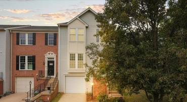 7755 EFFINGHAM SQ, ALEXANDRIA, Virginia 22315, 3 Bedrooms Bedrooms, ,3 BathroomsBathrooms,Residential,For sale,7755 EFFINGHAM SQ,VAFX2259076 MLS # VAFX2259076
