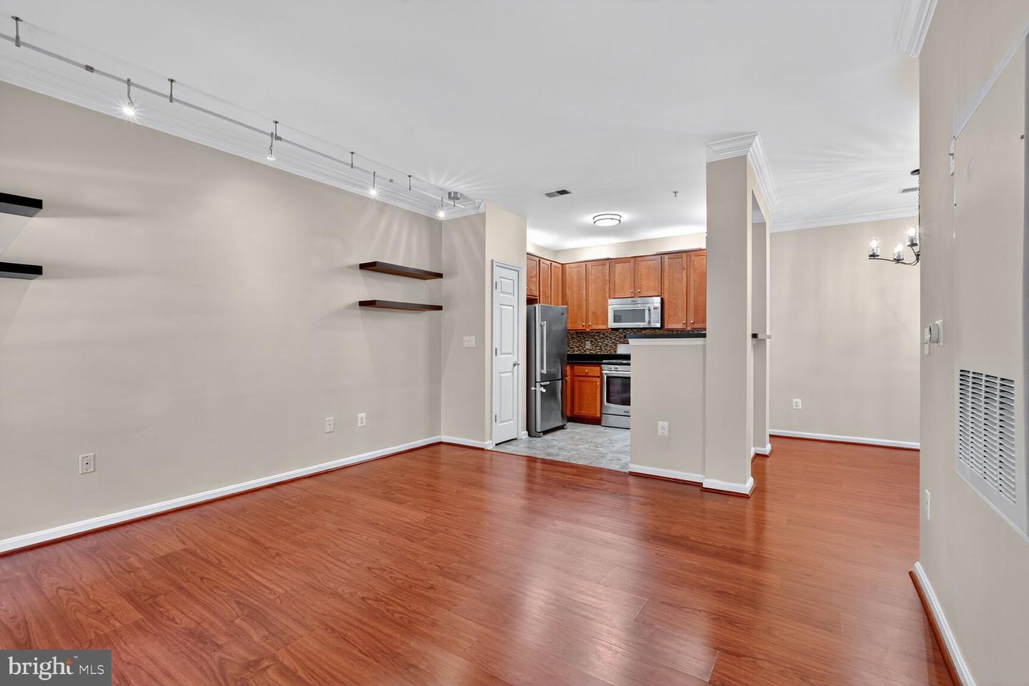 4850 EISENHOWER AVE #119, ALEXANDRIA, Virginia 22304, 2 Bedrooms Bedrooms, 3 Rooms Rooms,1 BathroomBathrooms,Residential,For sale,4850 EISENHOWER AVE #119,VAAX2048198 MLS # VAAX2048198