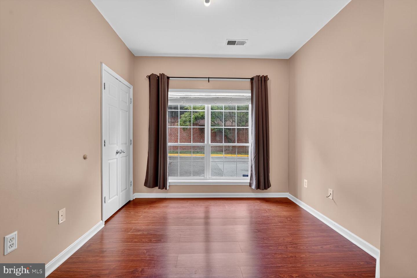 4850 EISENHOWER AVE #119, ALEXANDRIA, Virginia 22304, 2 Bedrooms Bedrooms, 3 Rooms Rooms,1 BathroomBathrooms,Residential,For sale,4850 EISENHOWER AVE #119,VAAX2048198 MLS # VAAX2048198