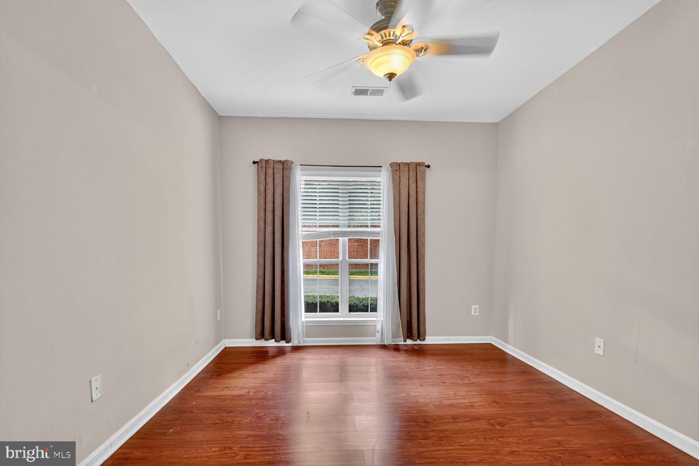 4850 EISENHOWER AVE #119, ALEXANDRIA, Virginia 22304, 2 Bedrooms Bedrooms, 3 Rooms Rooms,1 BathroomBathrooms,Residential,For sale,4850 EISENHOWER AVE #119,VAAX2048198 MLS # VAAX2048198