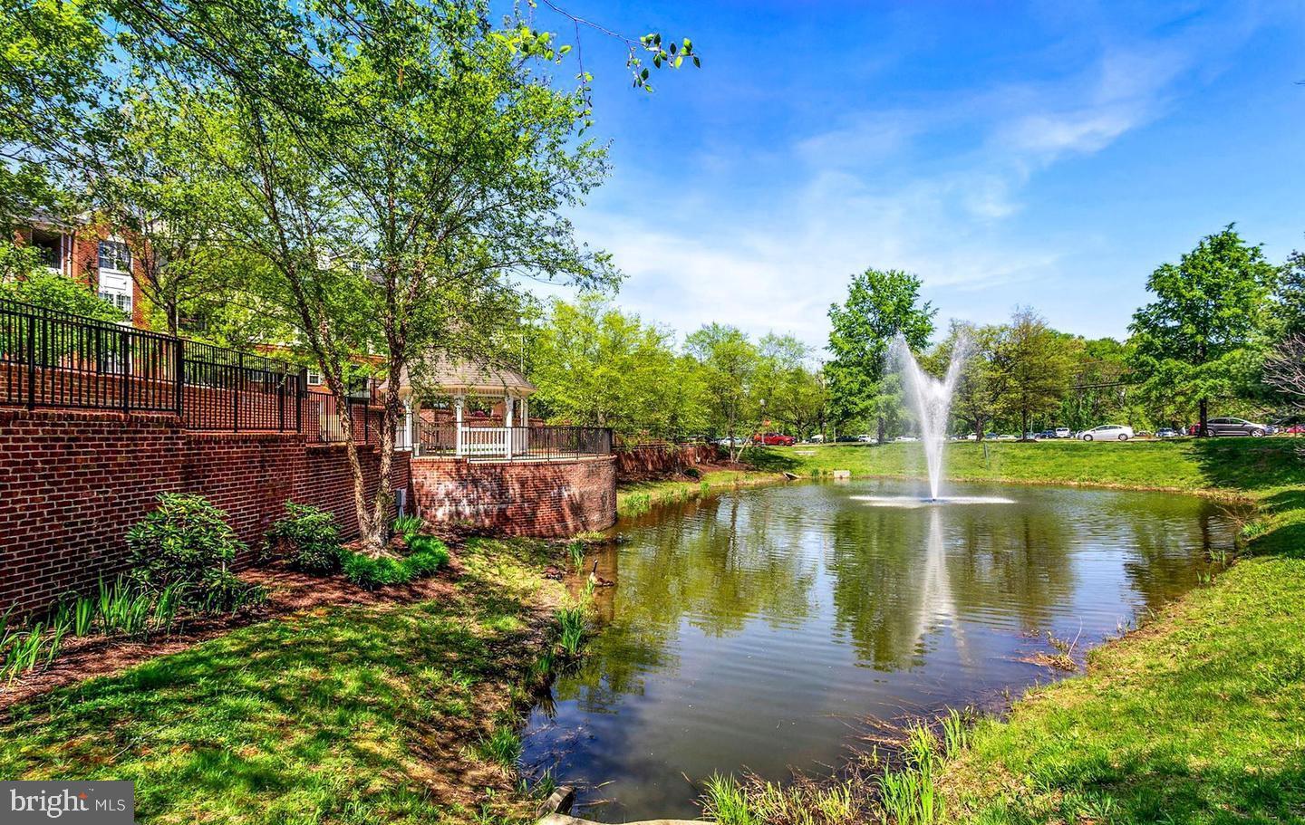 4850 EISENHOWER AVE #119, ALEXANDRIA, Virginia 22304, 2 Bedrooms Bedrooms, 3 Rooms Rooms,1 BathroomBathrooms,Residential,For sale,4850 EISENHOWER AVE #119,VAAX2048198 MLS # VAAX2048198