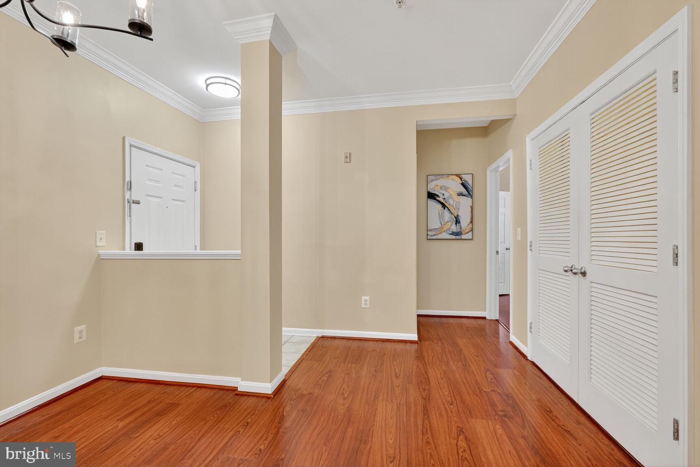4850 EISENHOWER AVE #119, ALEXANDRIA, Virginia 22304, 2 Bedrooms Bedrooms, 3 Rooms Rooms,1 BathroomBathrooms,Residential,For sale,4850 EISENHOWER AVE #119,VAAX2048198 MLS # VAAX2048198