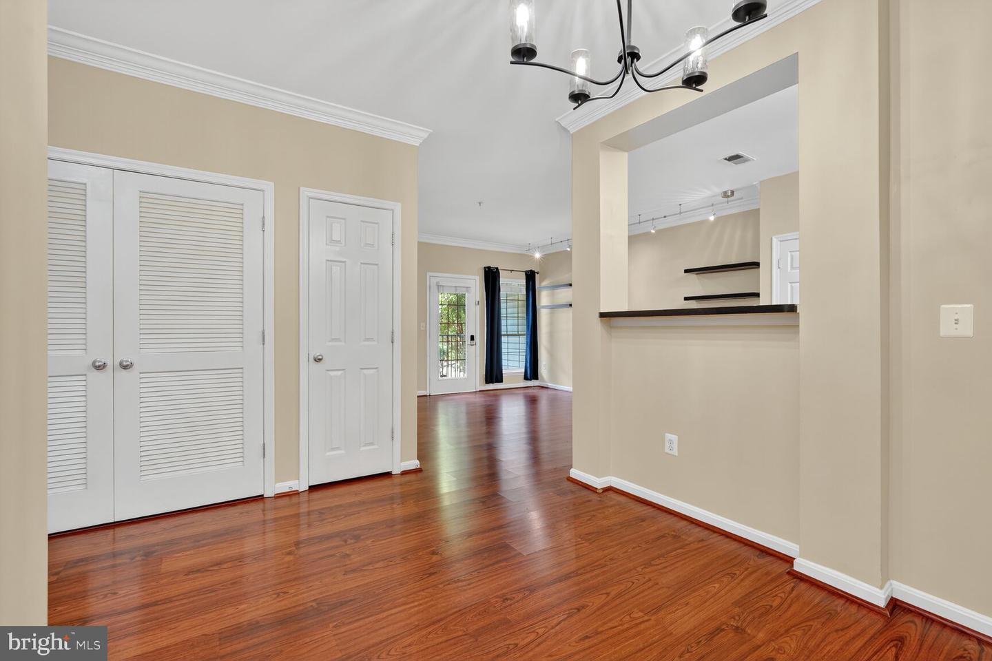 4850 EISENHOWER AVE #119, ALEXANDRIA, Virginia 22304, 2 Bedrooms Bedrooms, 3 Rooms Rooms,1 BathroomBathrooms,Residential,For sale,4850 EISENHOWER AVE #119,VAAX2048198 MLS # VAAX2048198
