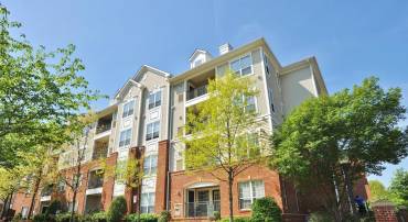 4850 EISENHOWER AVE #119, ALEXANDRIA, Virginia 22304, 2 Bedrooms Bedrooms, 3 Rooms Rooms,1 BathroomBathrooms,Residential,For sale,4850 EISENHOWER AVE #119,VAAX2048198 MLS # VAAX2048198