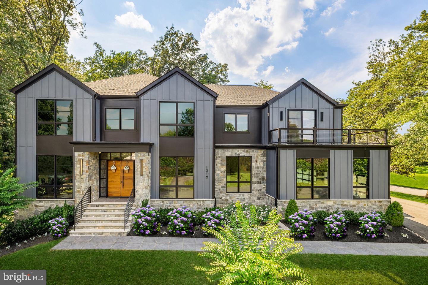 1216 EARNESTINE ST, MCLEAN, Virginia 22101, 5 Bedrooms Bedrooms, ,5 BathroomsBathrooms,Residential,For sale,1216 EARNESTINE ST,VAFX2259266 MLS # VAFX2259266