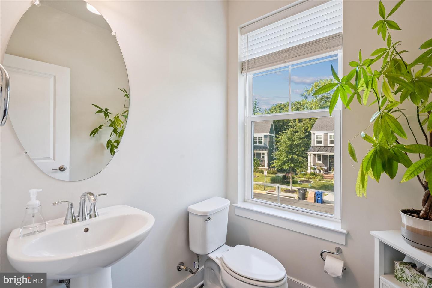 1522 MEADOWLARK GLEN RD, DUMFRIES, Virginia 22026, 4 Bedrooms Bedrooms, ,3 BathroomsBathrooms,Residential,For sale,1522 MEADOWLARK GLEN RD,VAPW2100748 MLS # VAPW2100748