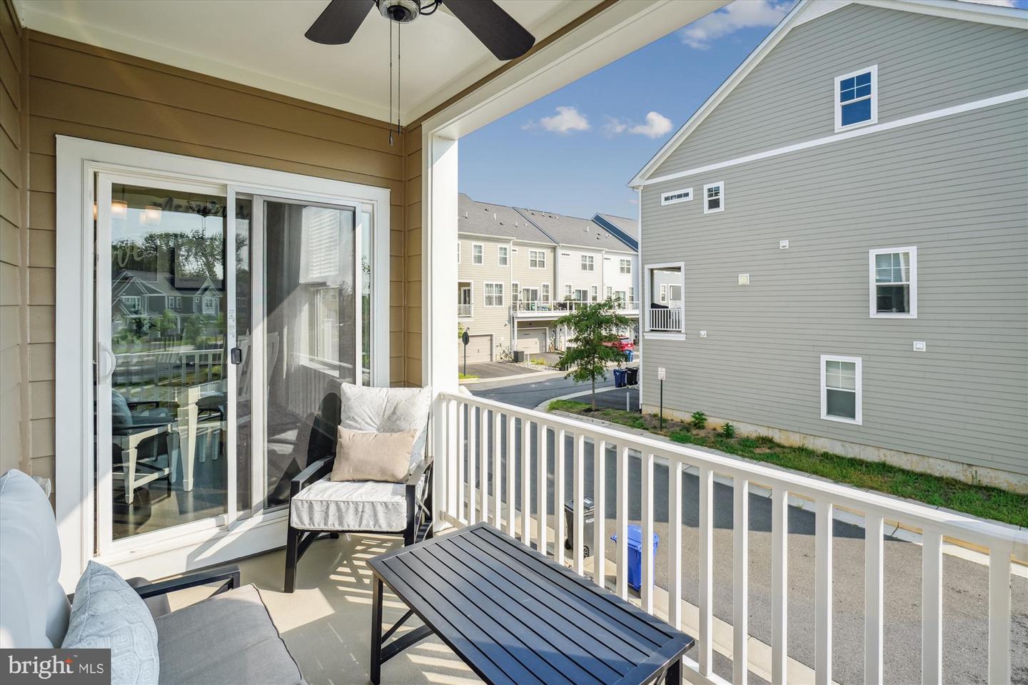 1522 MEADOWLARK GLEN RD, DUMFRIES, Virginia 22026, 4 Bedrooms Bedrooms, ,3 BathroomsBathrooms,Residential,For sale,1522 MEADOWLARK GLEN RD,VAPW2100748 MLS # VAPW2100748