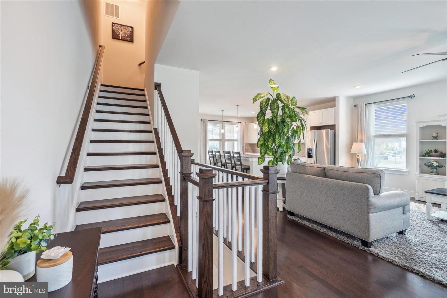 1522 MEADOWLARK GLEN RD, DUMFRIES, Virginia 22026, 4 Bedrooms Bedrooms, ,3 BathroomsBathrooms,Residential,For sale,1522 MEADOWLARK GLEN RD,VAPW2100748 MLS # VAPW2100748