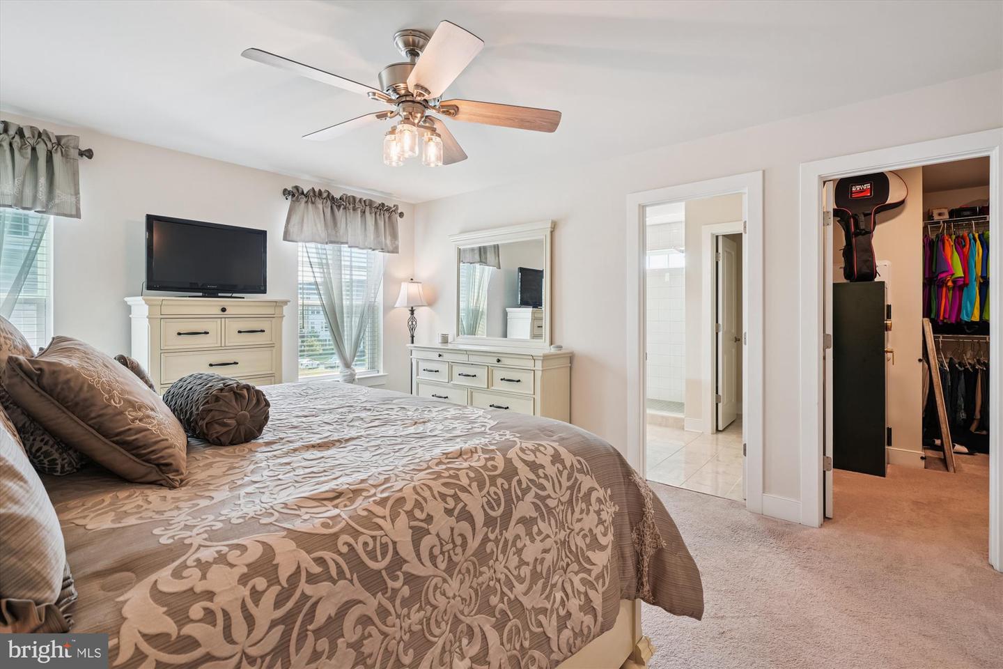 1522 MEADOWLARK GLEN RD, DUMFRIES, Virginia 22026, 4 Bedrooms Bedrooms, ,3 BathroomsBathrooms,Residential,For sale,1522 MEADOWLARK GLEN RD,VAPW2100748 MLS # VAPW2100748