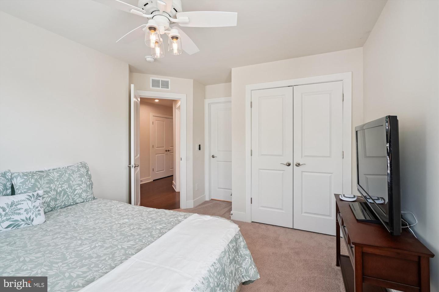 1522 MEADOWLARK GLEN RD, DUMFRIES, Virginia 22026, 4 Bedrooms Bedrooms, ,3 BathroomsBathrooms,Residential,For sale,1522 MEADOWLARK GLEN RD,VAPW2100748 MLS # VAPW2100748