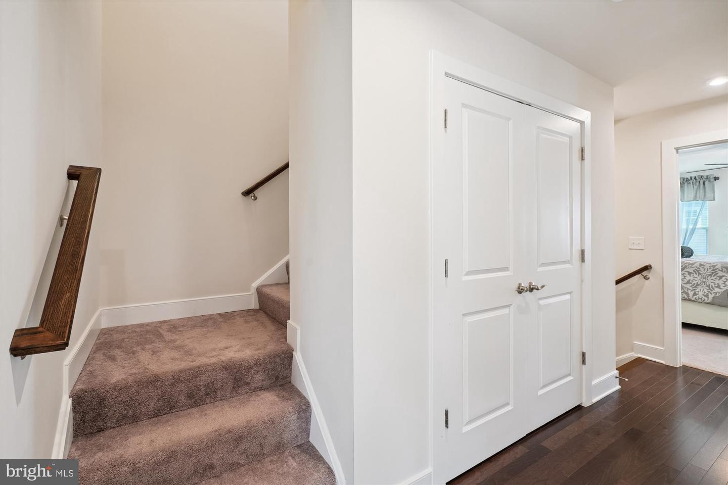 1522 MEADOWLARK GLEN RD, DUMFRIES, Virginia 22026, 4 Bedrooms Bedrooms, ,3 BathroomsBathrooms,Residential,For sale,1522 MEADOWLARK GLEN RD,VAPW2100748 MLS # VAPW2100748