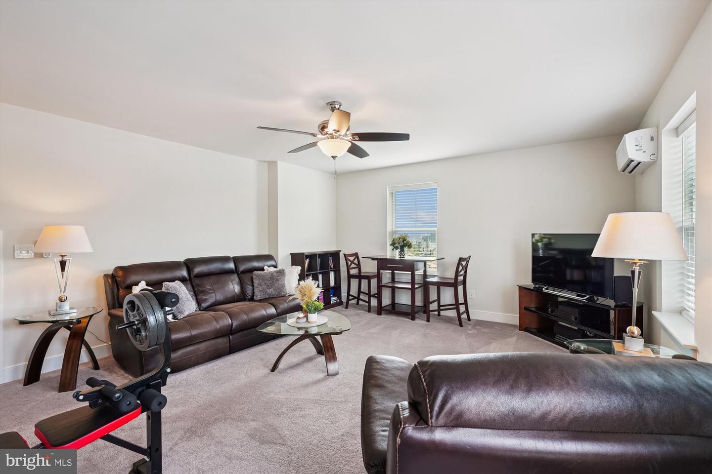 1522 MEADOWLARK GLEN RD, DUMFRIES, Virginia 22026, 4 Bedrooms Bedrooms, ,3 BathroomsBathrooms,Residential,For sale,1522 MEADOWLARK GLEN RD,VAPW2100748 MLS # VAPW2100748