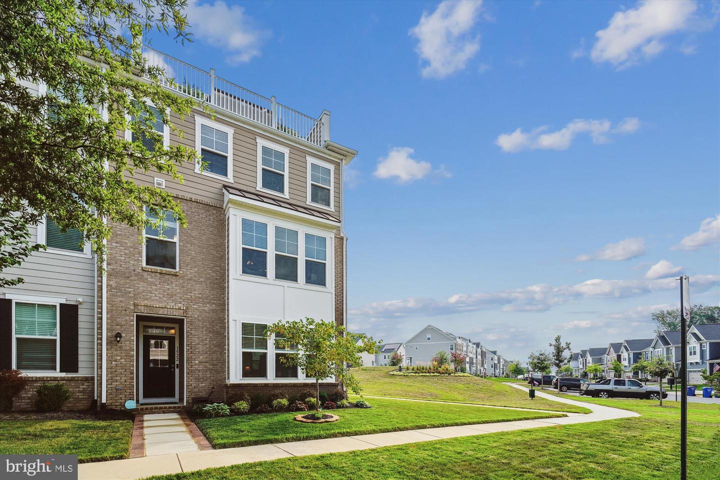 1522 MEADOWLARK GLEN RD, DUMFRIES, Virginia 22026, 4 Bedrooms Bedrooms, ,3 BathroomsBathrooms,Residential,For sale,1522 MEADOWLARK GLEN RD,VAPW2100748 MLS # VAPW2100748