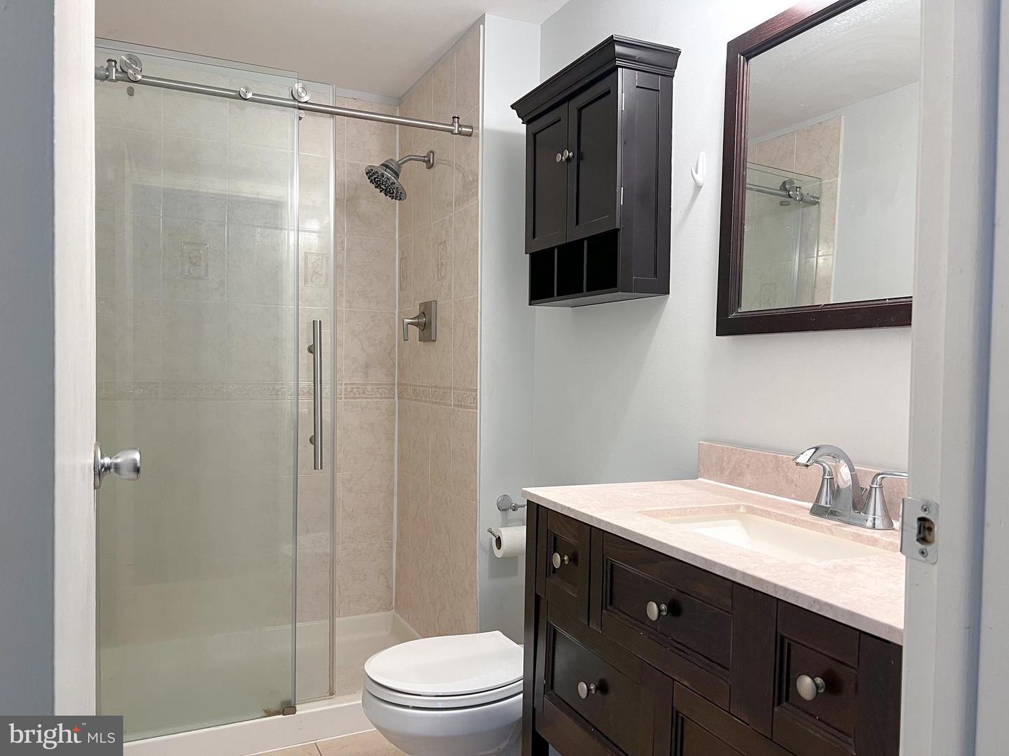 9914 BRIGHTLEA DR, VIENNA, Virginia 22181, 3 Bedrooms Bedrooms, ,2 BathroomsBathrooms,Residential,For sale,9914 BRIGHTLEA DR,VAFX2259394 MLS # VAFX2259394
