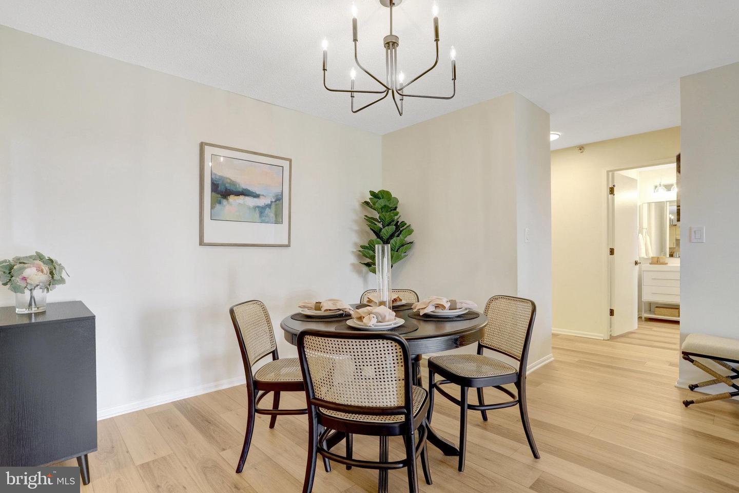 900 N STAFFORD ST #1815, ARLINGTON, Virginia 22203, 2 Bedrooms Bedrooms, ,2 BathroomsBathrooms,Residential,For sale,900 N STAFFORD ST #1815,VAAR2061876 MLS # VAAR2061876