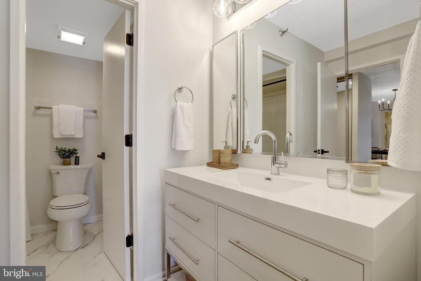 900 N STAFFORD ST #1815, ARLINGTON, Virginia 22203, 2 Bedrooms Bedrooms, ,2 BathroomsBathrooms,Residential,For sale,900 N STAFFORD ST #1815,VAAR2061876 MLS # VAAR2061876