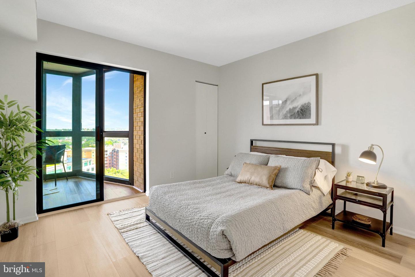 900 N STAFFORD ST #1815, ARLINGTON, Virginia 22203, 2 Bedrooms Bedrooms, ,2 BathroomsBathrooms,Residential,For sale,900 N STAFFORD ST #1815,VAAR2061876 MLS # VAAR2061876