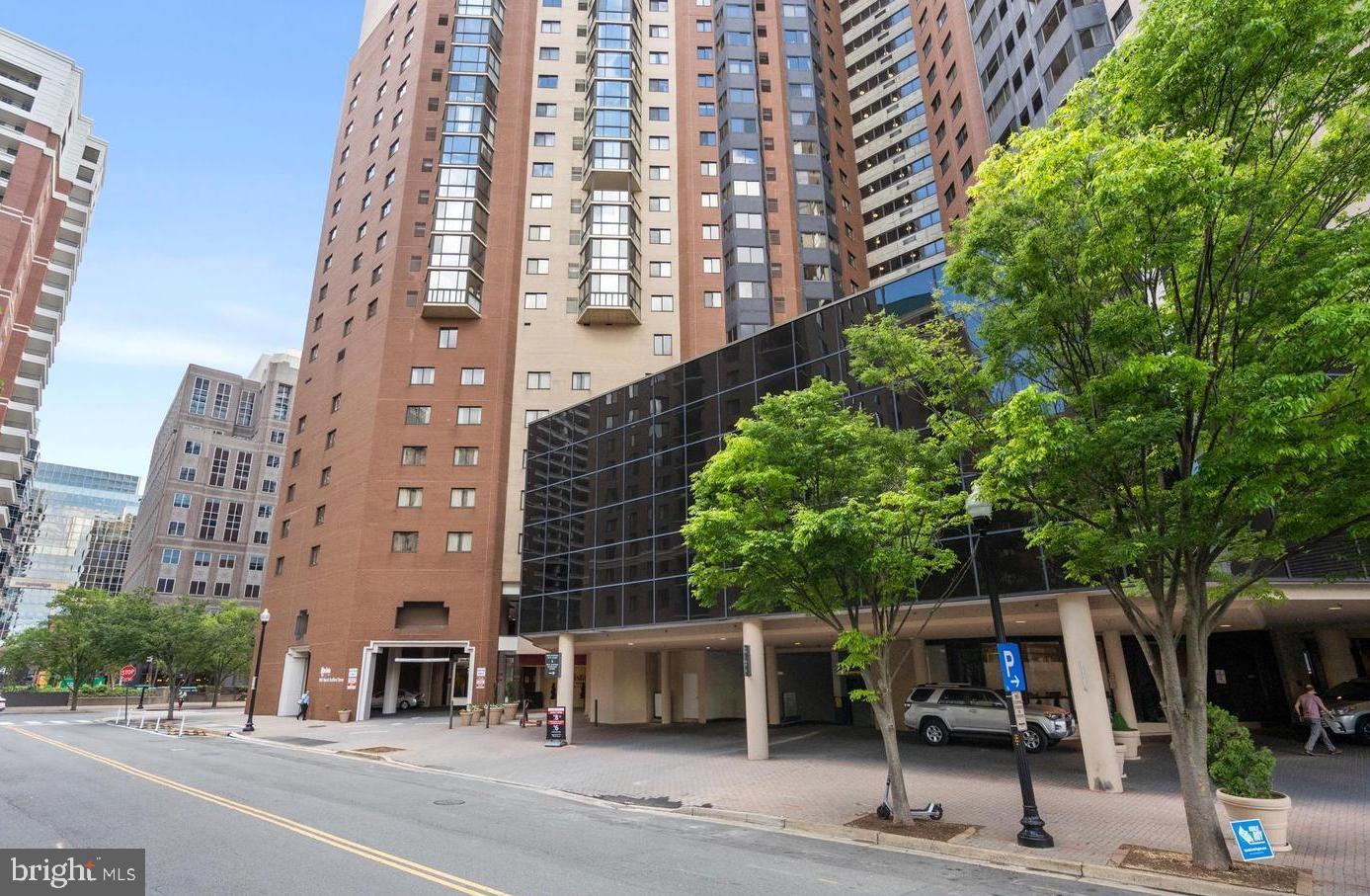 900 N STAFFORD ST #1815, ARLINGTON, Virginia 22203, 2 Bedrooms Bedrooms, ,2 BathroomsBathrooms,Residential,For sale,900 N STAFFORD ST #1815,VAAR2061876 MLS # VAAR2061876
