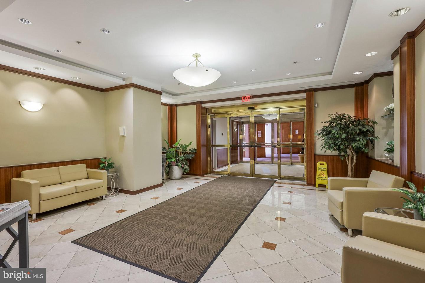 900 N STAFFORD ST #1815, ARLINGTON, Virginia 22203, 2 Bedrooms Bedrooms, ,2 BathroomsBathrooms,Residential,For sale,900 N STAFFORD ST #1815,VAAR2061876 MLS # VAAR2061876