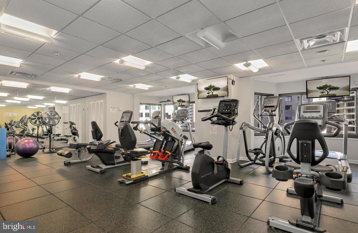 900 N STAFFORD ST #1815, ARLINGTON, Virginia 22203, 2 Bedrooms Bedrooms, ,2 BathroomsBathrooms,Residential,For sale,900 N STAFFORD ST #1815,VAAR2061876 MLS # VAAR2061876