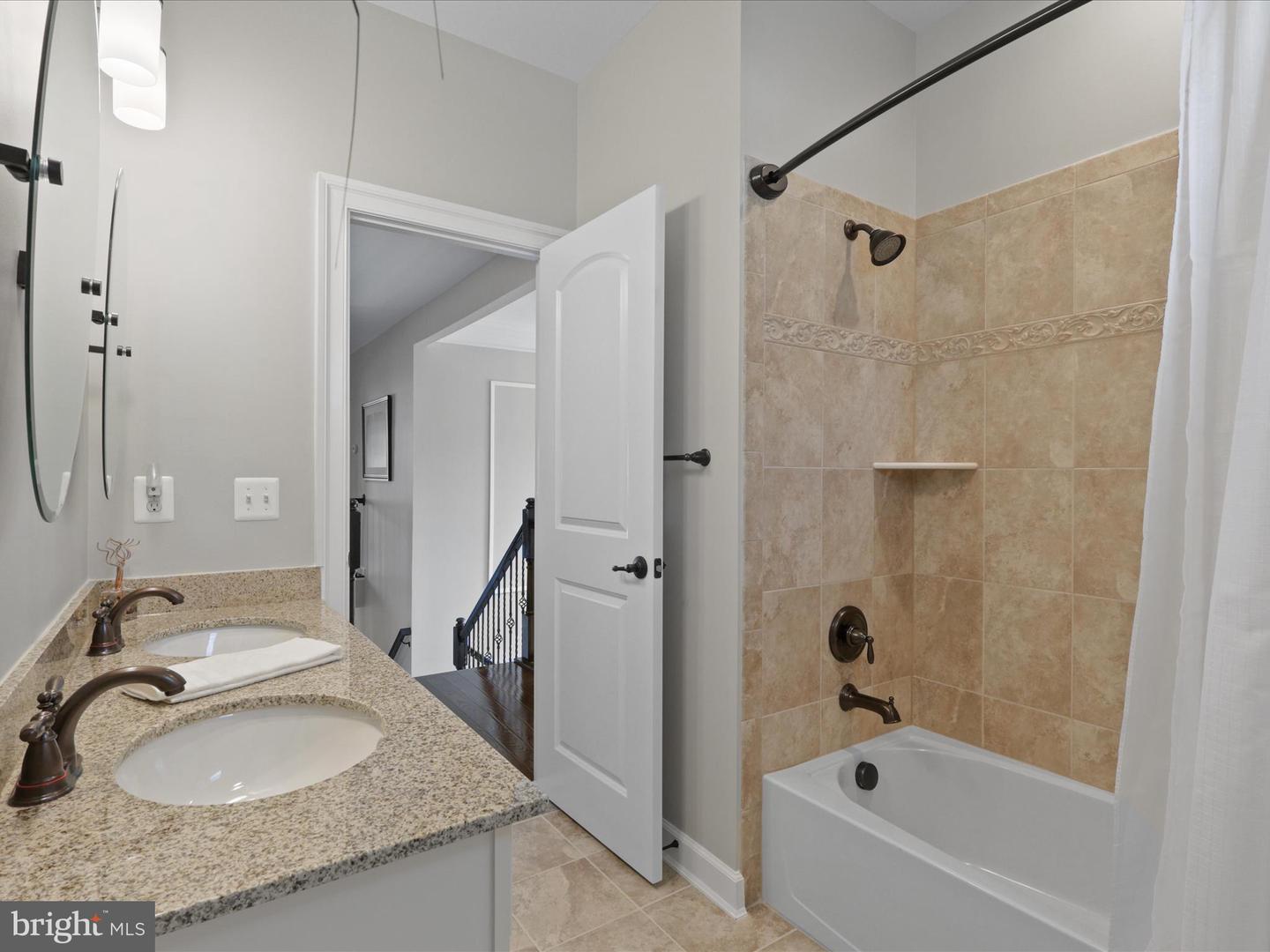 25739 PUREBRED CT, ALDIE, Virginia 20105, 4 Bedrooms Bedrooms, ,4 BathroomsBathrooms,Residential,For sale,25739 PUREBRED CT,VALO2103934 MLS # VALO2103934