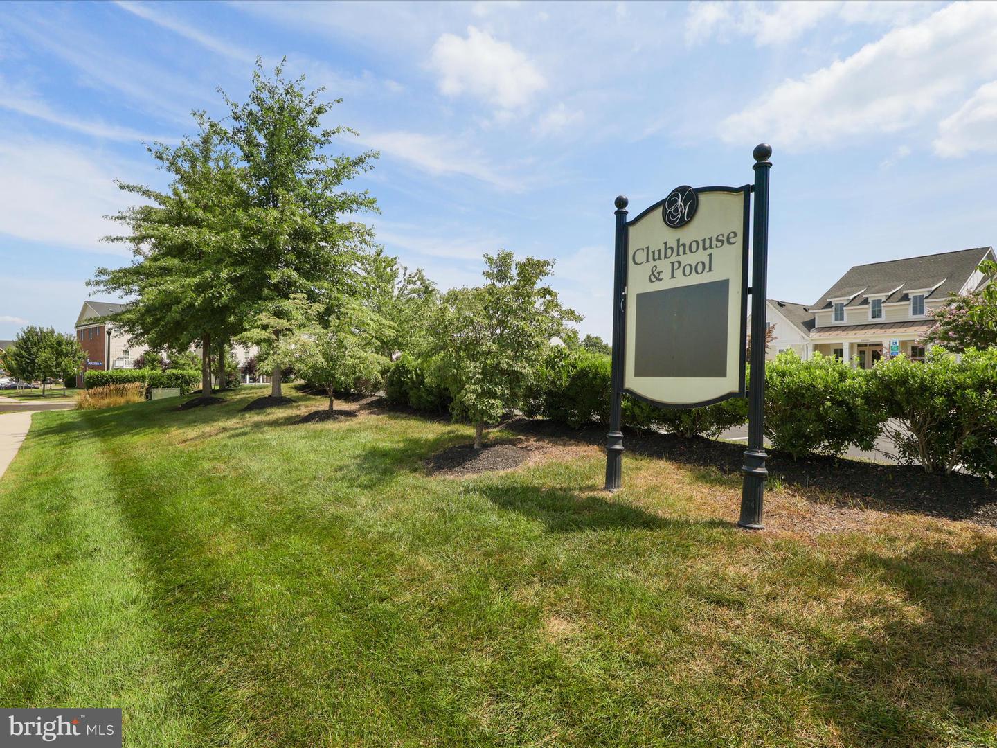 25739 PUREBRED CT, ALDIE, Virginia 20105, 4 Bedrooms Bedrooms, ,4 BathroomsBathrooms,Residential,For sale,25739 PUREBRED CT,VALO2103934 MLS # VALO2103934