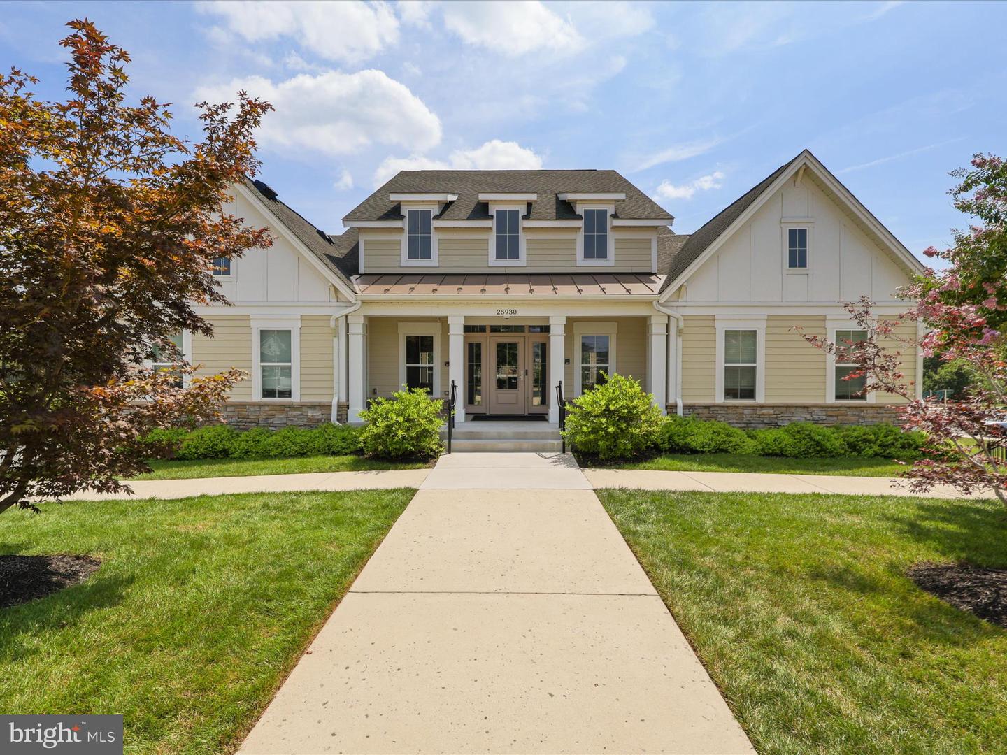 25739 PUREBRED CT, ALDIE, Virginia 20105, 4 Bedrooms Bedrooms, ,4 BathroomsBathrooms,Residential,For sale,25739 PUREBRED CT,VALO2103934 MLS # VALO2103934