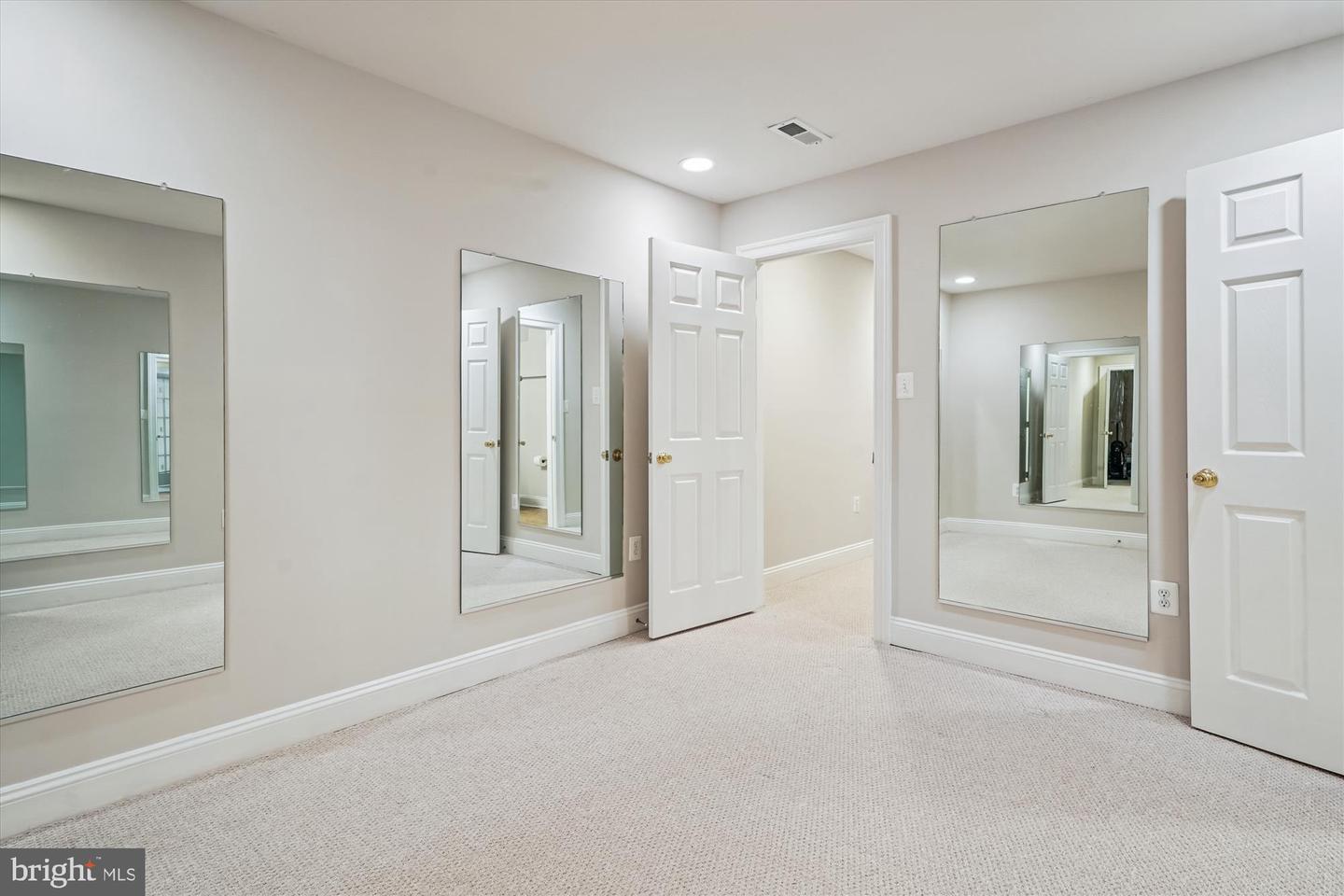 20361 WATER VALLEY CT, STERLING, Virginia 20165, 6 Bedrooms Bedrooms, ,4 BathroomsBathrooms,Residential,For sale,20361 WATER VALLEY CT,VALO2103942 MLS # VALO2103942