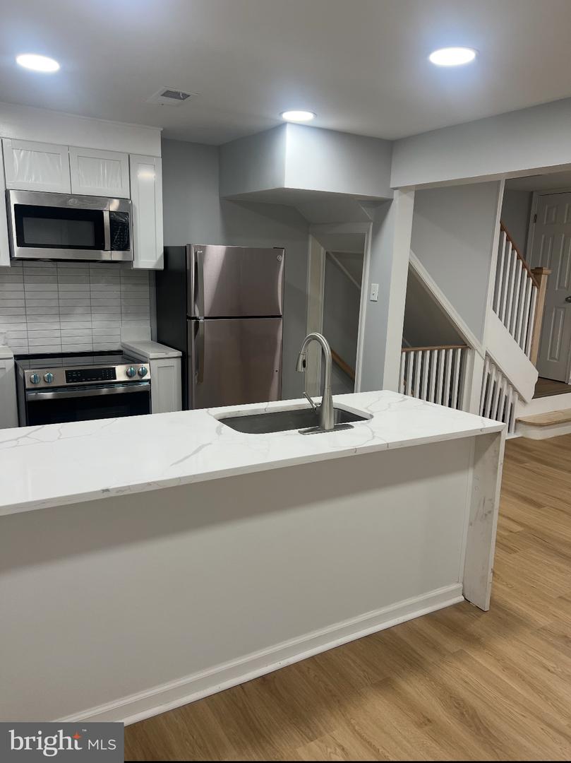 1208 CONGRESS ST SE, WASHINGTON, District Of Columbia 20032, 3 Bedrooms Bedrooms, ,2 BathroomsBathrooms,Residential,For sale,1208 CONGRESS ST SE,DCDC2213826 MLS # DCDC2213826