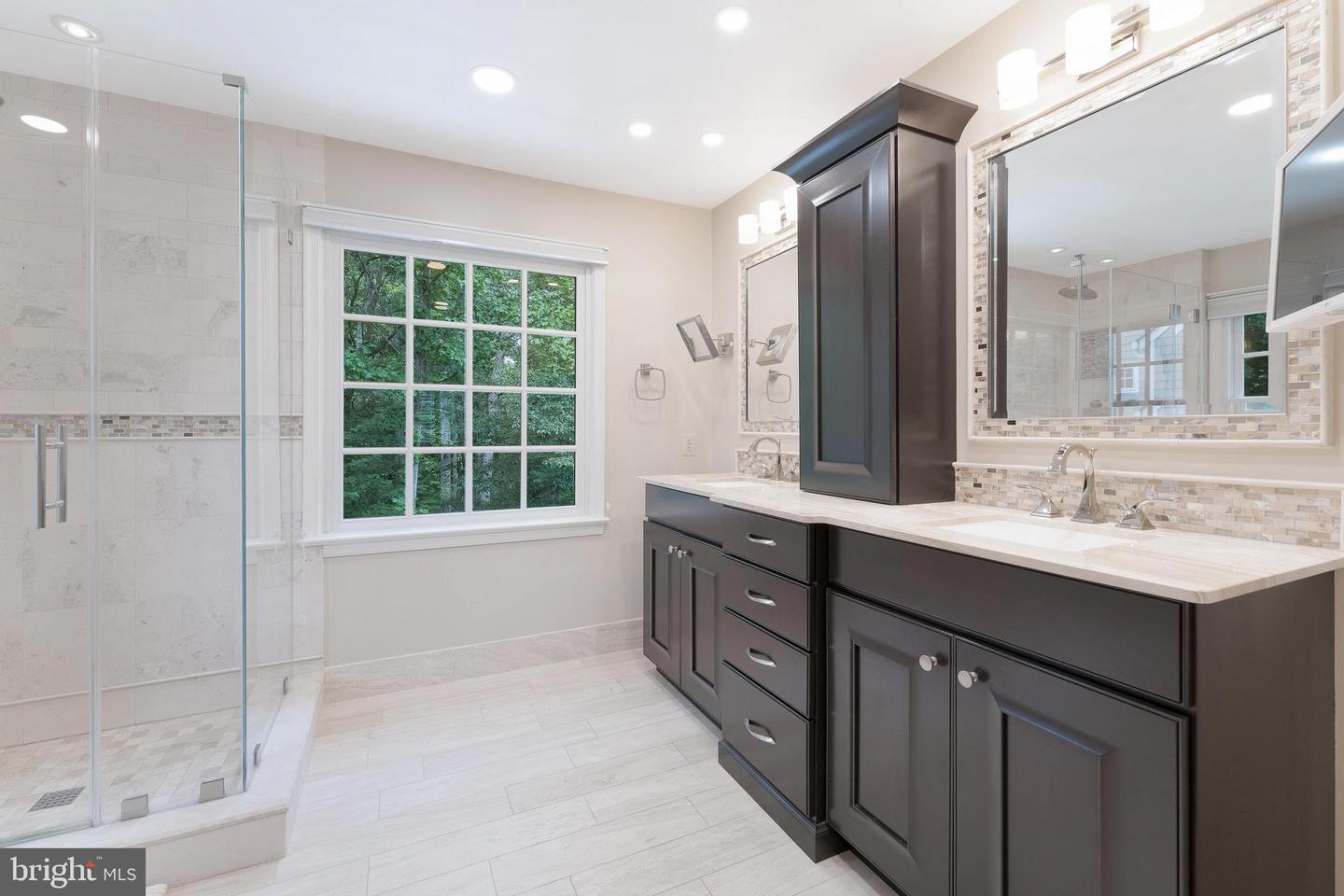1248 LAMPLIGHTER WAY, RESTON, Virginia 20194, 4 Bedrooms Bedrooms, ,3 BathroomsBathrooms,Residential,For sale,1248 LAMPLIGHTER WAY,VAFX2259522 MLS # VAFX2259522