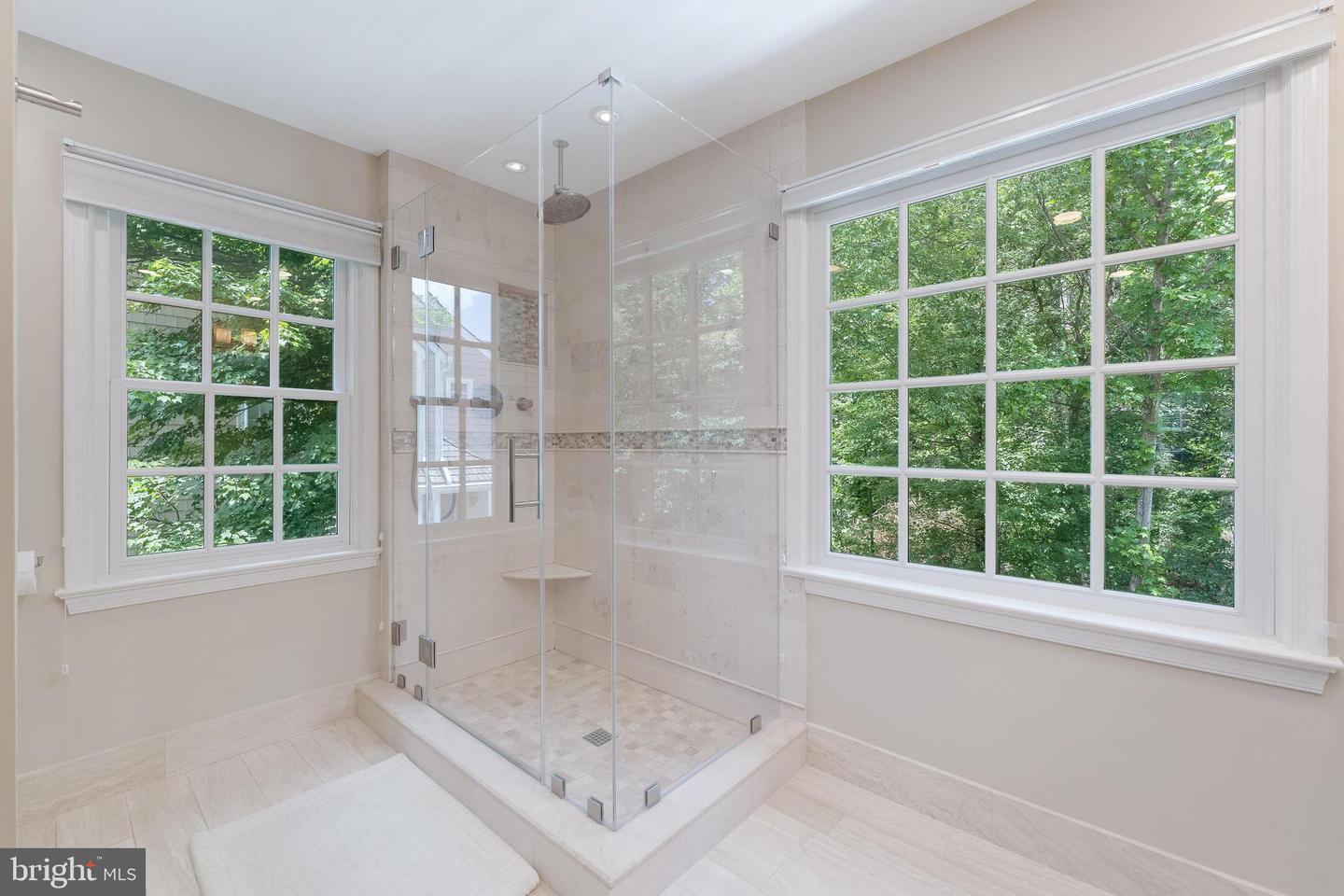 1248 LAMPLIGHTER WAY, RESTON, Virginia 20194, 4 Bedrooms Bedrooms, ,3 BathroomsBathrooms,Residential,For sale,1248 LAMPLIGHTER WAY,VAFX2259522 MLS # VAFX2259522