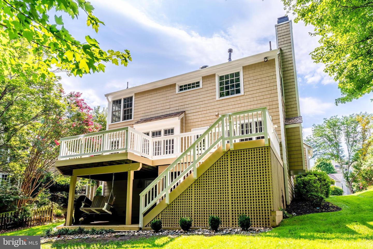 1248 LAMPLIGHTER WAY, RESTON, Virginia 20194, 4 Bedrooms Bedrooms, ,3 BathroomsBathrooms,Residential,For sale,1248 LAMPLIGHTER WAY,VAFX2259522 MLS # VAFX2259522