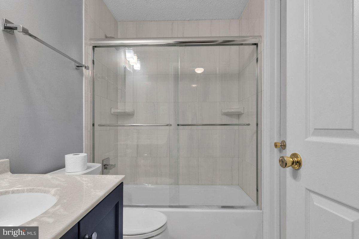 8549 BLACKFOOT CT, LORTON, Virginia 22079, 2 Bedrooms Bedrooms, ,1 BathroomBathrooms,Residential,For sale,8549 BLACKFOOT CT,VAFX2259604 MLS # VAFX2259604