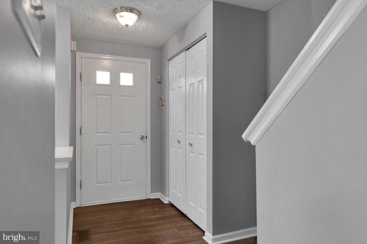 8549 BLACKFOOT CT, LORTON, Virginia 22079, 2 Bedrooms Bedrooms, ,1 BathroomBathrooms,Residential,For sale,8549 BLACKFOOT CT,VAFX2259604 MLS # VAFX2259604