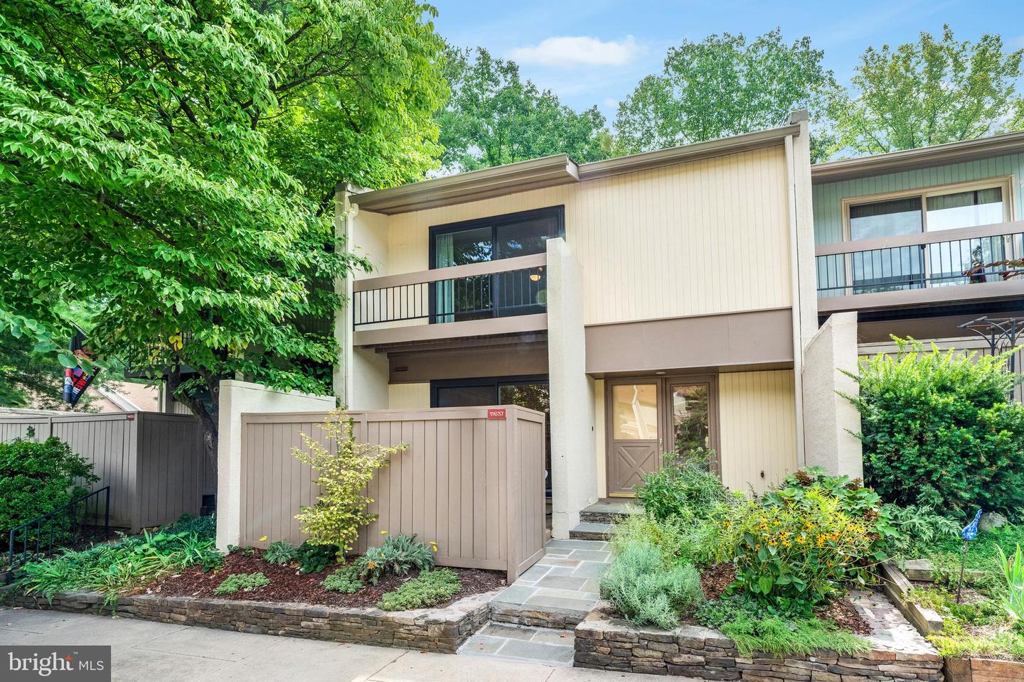 11637 NEWBRIDGE CT, RESTON, Virginia 20191, 4 Bedrooms Bedrooms, ,3 BathroomsBathrooms,Residential,For sale,11637 NEWBRIDGE CT,VAFX2259684 MLS # VAFX2259684