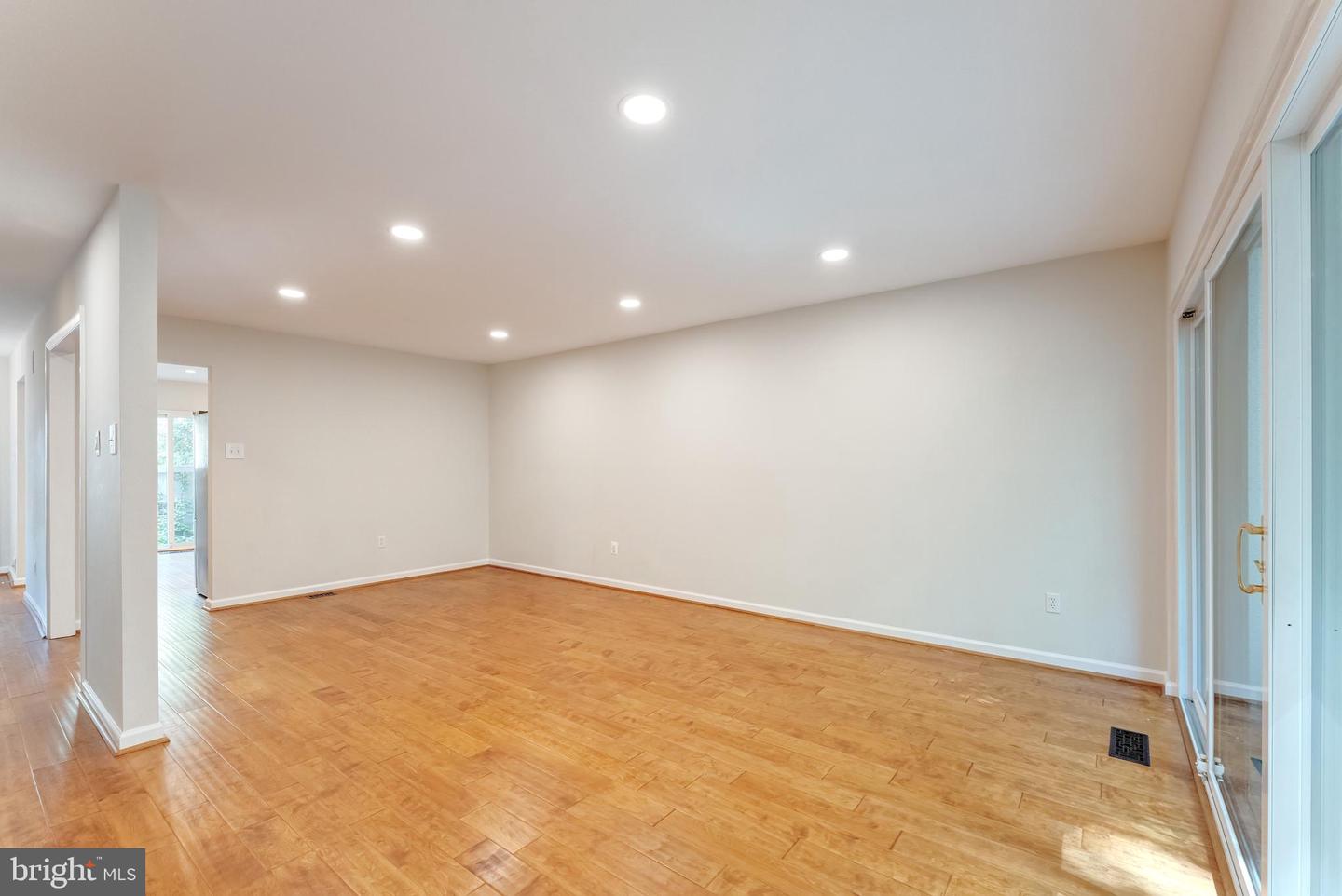 11637 NEWBRIDGE CT, RESTON, Virginia 20191, 4 Bedrooms Bedrooms, ,3 BathroomsBathrooms,Residential,For sale,11637 NEWBRIDGE CT,VAFX2259684 MLS # VAFX2259684