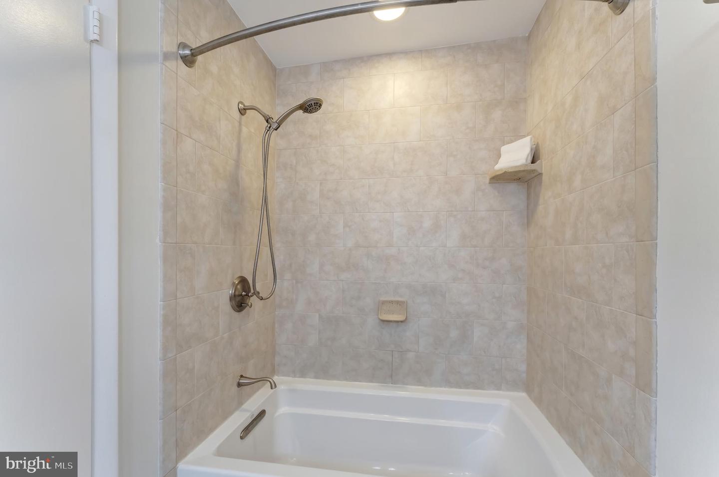 11637 NEWBRIDGE CT, RESTON, Virginia 20191, 4 Bedrooms Bedrooms, ,3 BathroomsBathrooms,Residential,For sale,11637 NEWBRIDGE CT,VAFX2259684 MLS # VAFX2259684