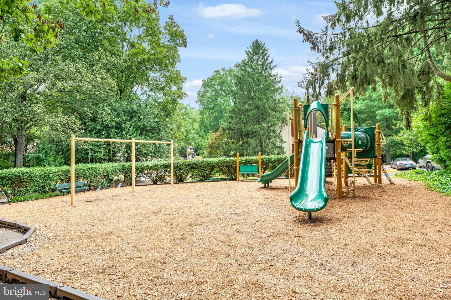 11637 NEWBRIDGE CT, RESTON, Virginia 20191, 4 Bedrooms Bedrooms, ,3 BathroomsBathrooms,Residential,For sale,11637 NEWBRIDGE CT,VAFX2259684 MLS # VAFX2259684