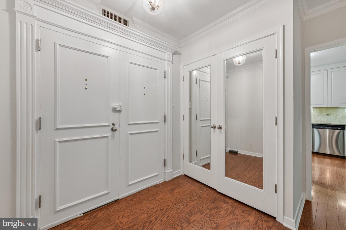 4100 CATHEDRAL AVE NW #406, WASHINGTON, District Of Columbia 20016, 2 Bedrooms Bedrooms, ,2 BathroomsBathrooms,Residential,For sale,4100 CATHEDRAL AVE NW #406,DCDC2213996 MLS # DCDC2213996